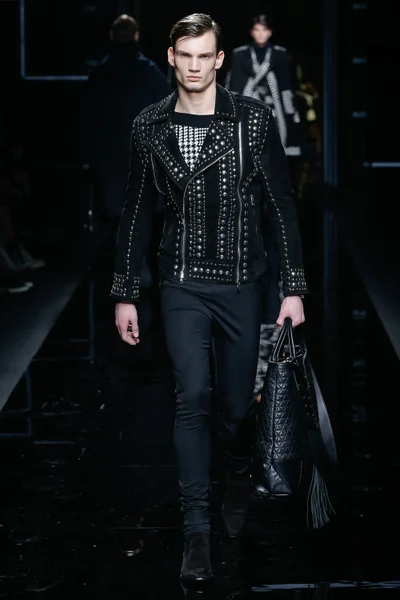 Look 40